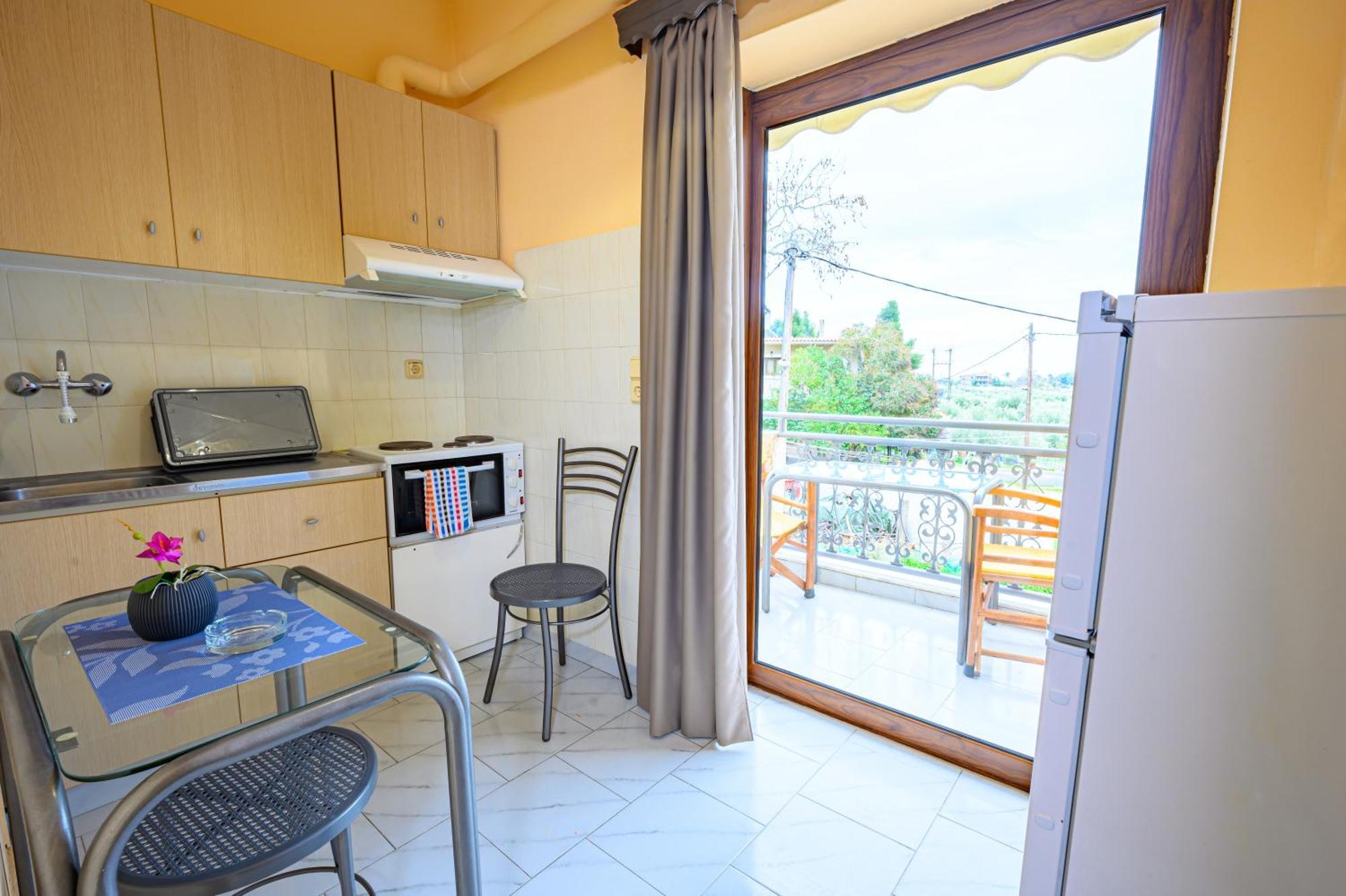 Iliahtida Apartments Rovies Exterior photo