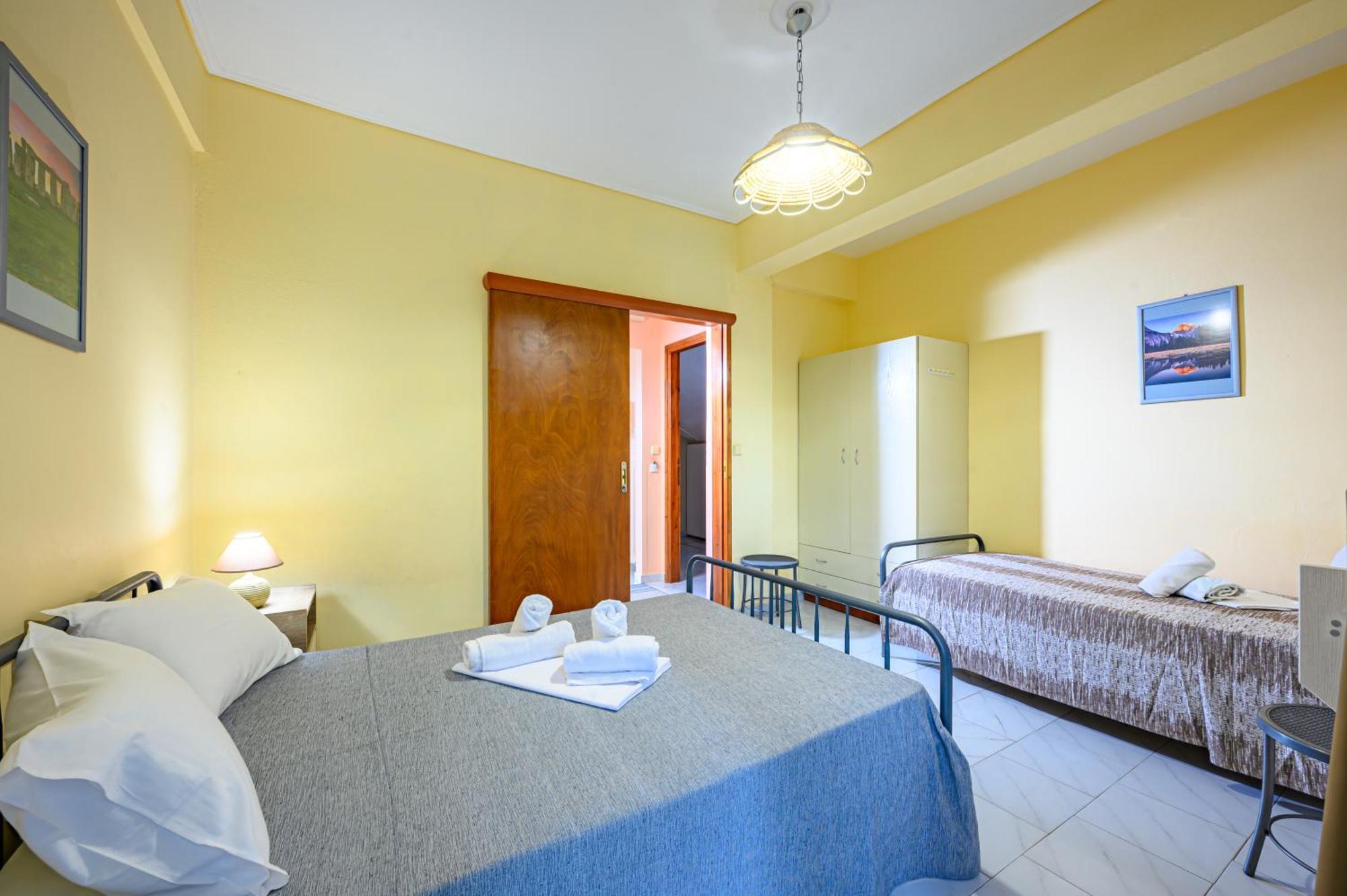 Iliahtida Apartments Rovies Exterior photo